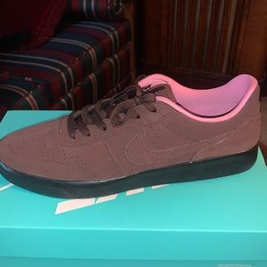 Nike Sb Team Classic PRM